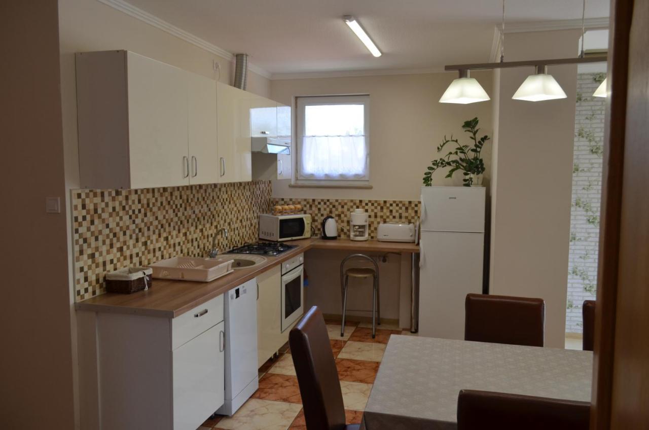 Gazlang Apartman Гайдусобосло Екстер'єр фото